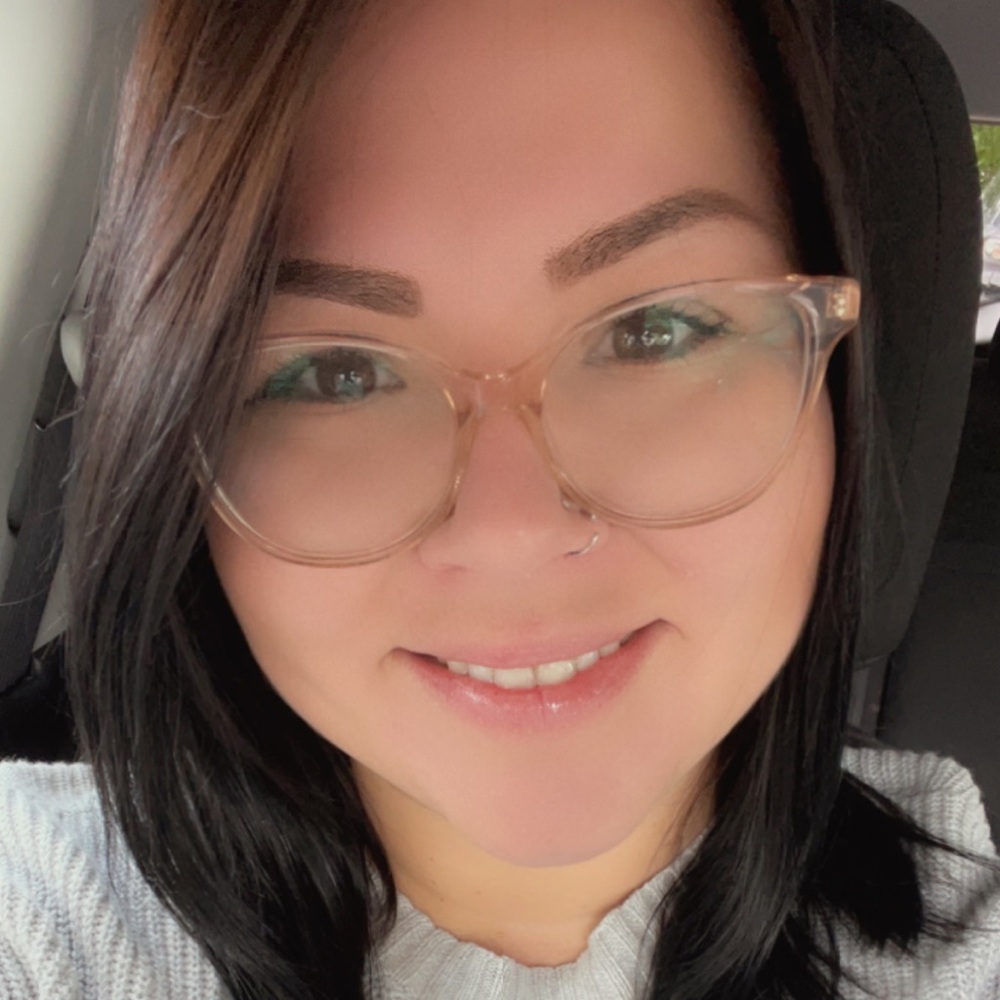 Meet your Posher, Kasondra